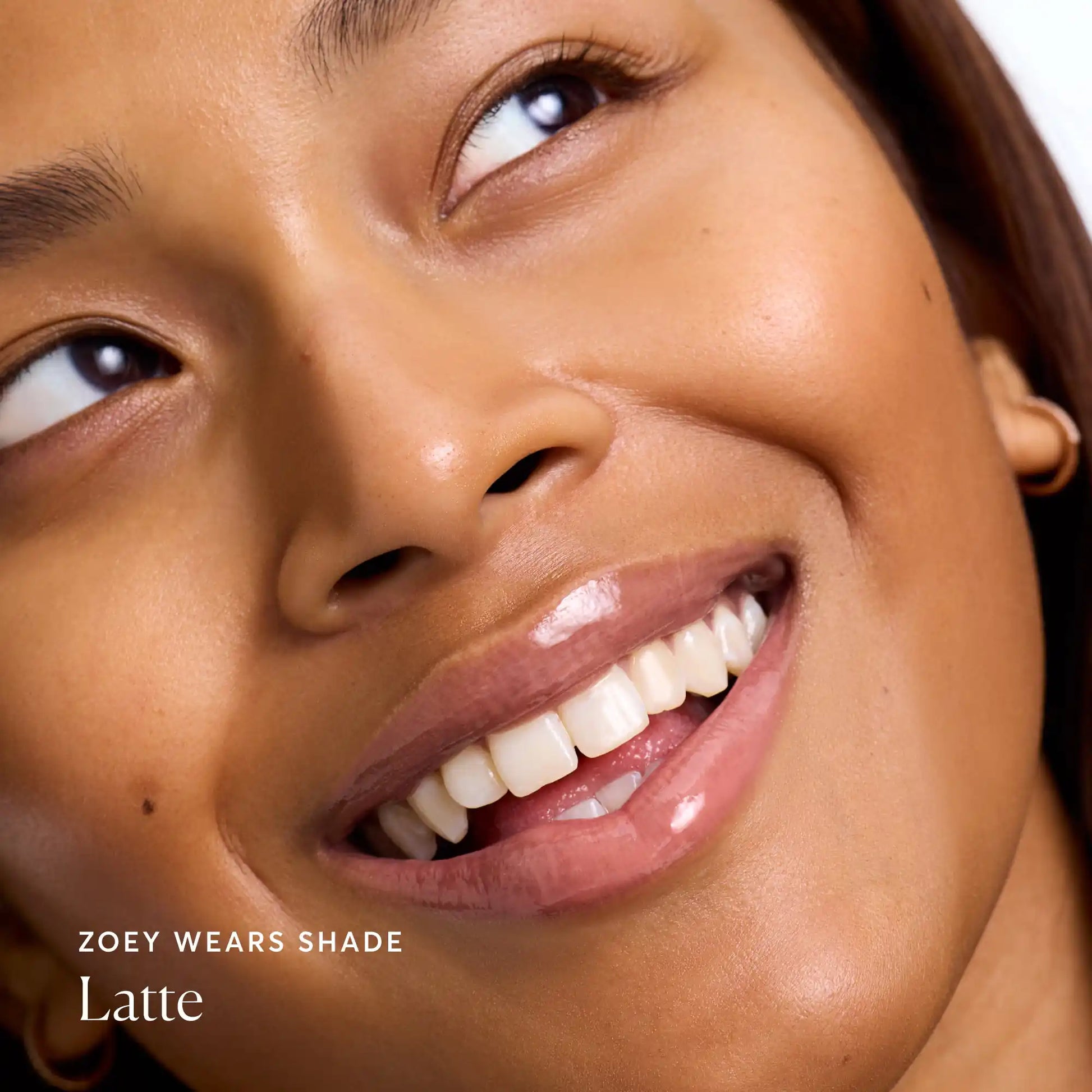 phyto-glow-lip-balm-latte-y1 NATR-60110-Alt-Images-Phyto-Glow-Lip-Balm-Latte-04.webp