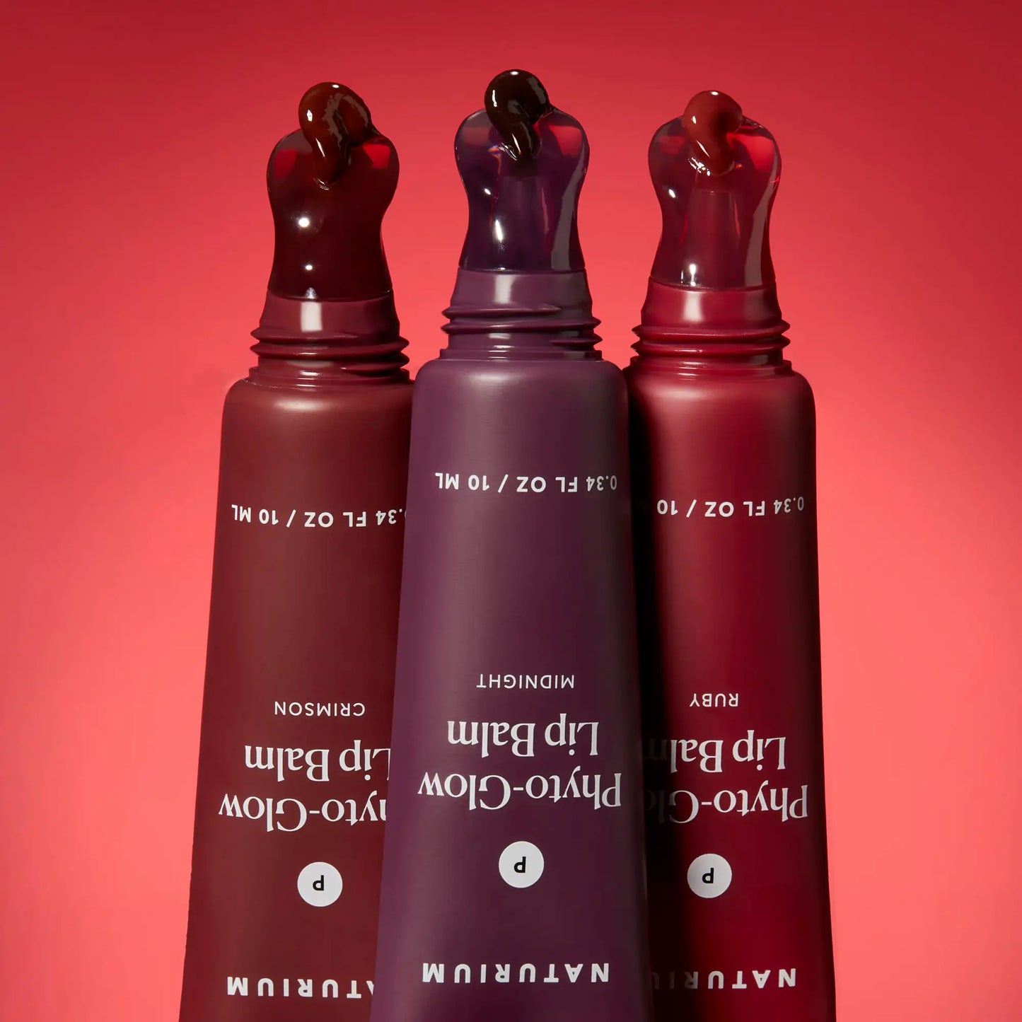 phyto-glow-lip-balm-crimson-q2 phytoglow-moody_6357-crop_1_e73a7054-8061-4f72-8a58-c0111f6fcffa.webp