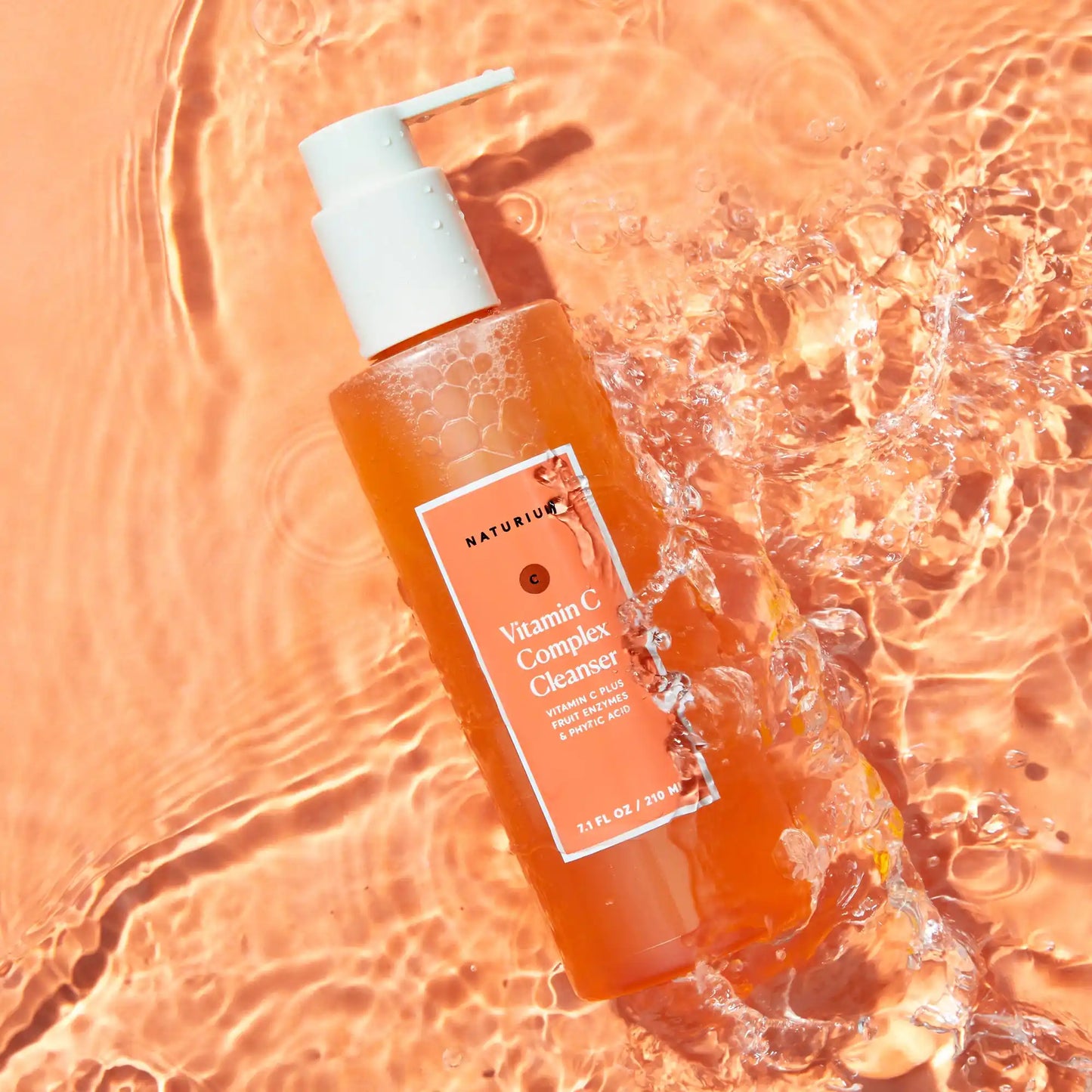 vitamin-c-complex-cleanser-t7 vitc-cleanser_6387-crop.webp
